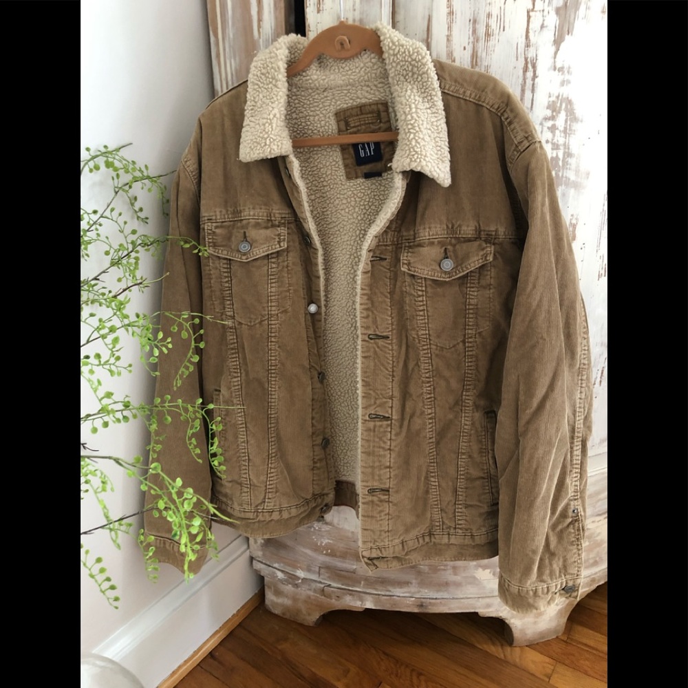 Corduroy lined Sherpa jacket